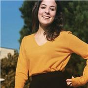 Laureanda in comunicazione e innovazione, da ripetizioni nella lomgia spagnola e variw materie di studio per bamno do elementari e medie. Do ripetizioni anche a studenti che frequentano il turistico in quanto diplomata in suddetto percorso